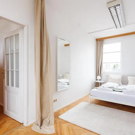 Familien- Und Gruppenparadies Platz Fuer 12 Gaeste Vienna Exterior photo